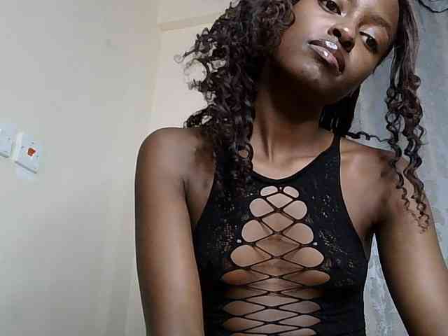 Model: Taliah