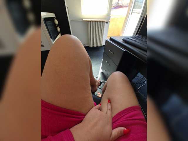 AmberLove12 live cam on BongaCams