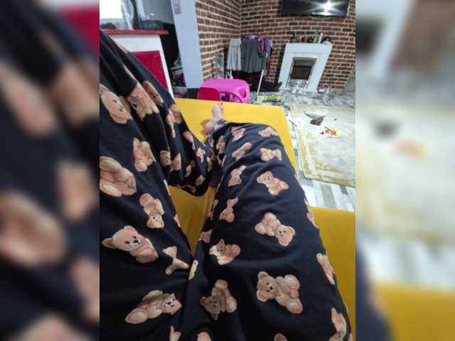 AmberLove12 — live female cam