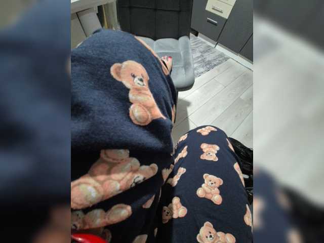AmberLove12 — live female cam