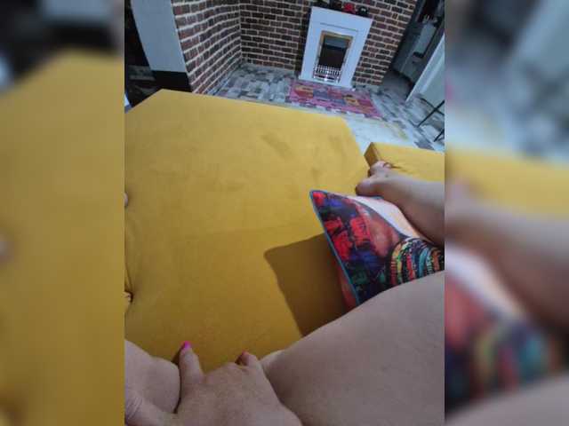 AmberLove12 live webcam show