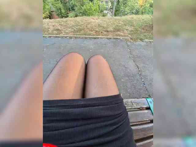 Model: AmberLove12