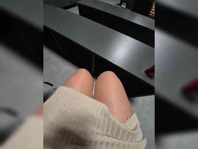 AmberLove12 webcam