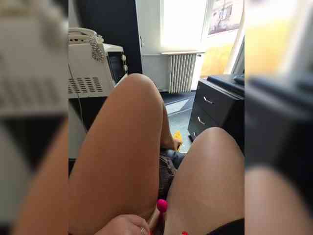 AmberLove12 webcam