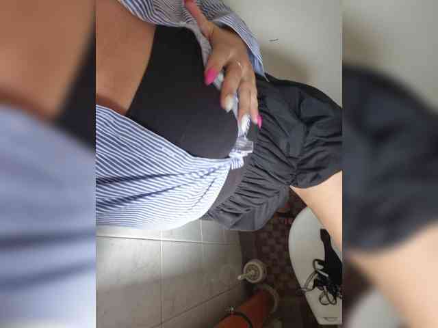 AmberLove12 webcam