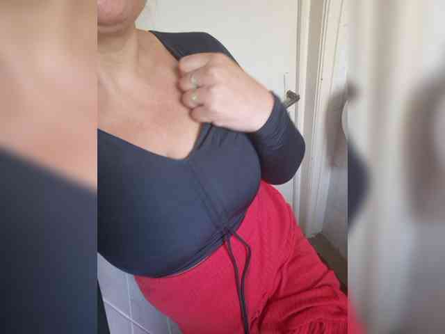 AmberLove12 webcam