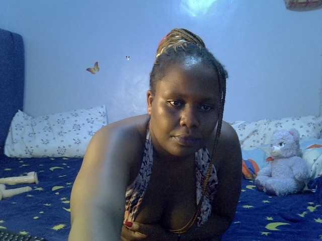 Lustyshakah live cam on UnifiedCams