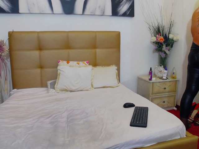 EvelynPorn live cam on BongaCams