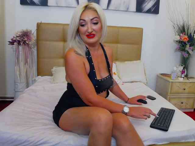EvelynPorn webcam