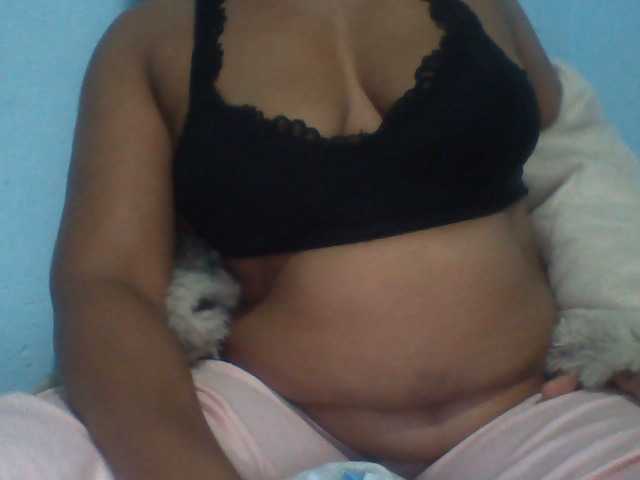 Jamura live cam on BongaCams