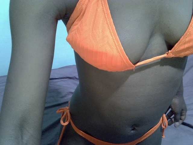 Hot-mila live cam on BongaCams