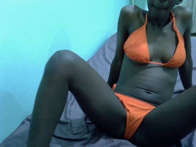 Hot-mila live cam on UnifiedCams