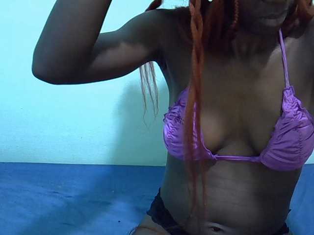 Hot-mila live cam on BongaCams