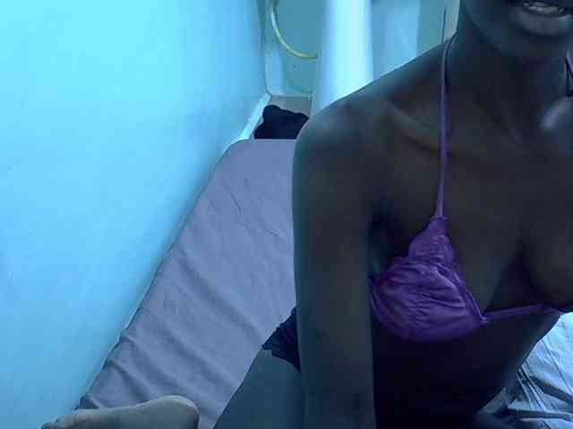 Hot-mila webcam