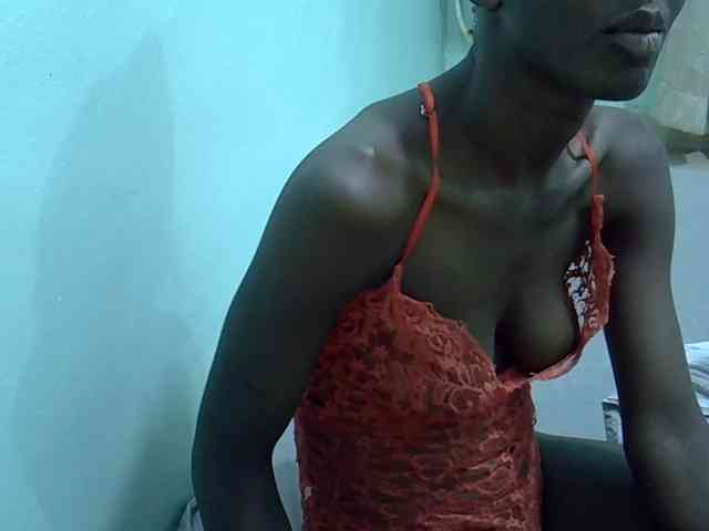 Hot-mila webcam