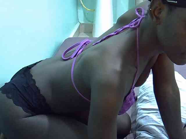 Hot-mila webcam