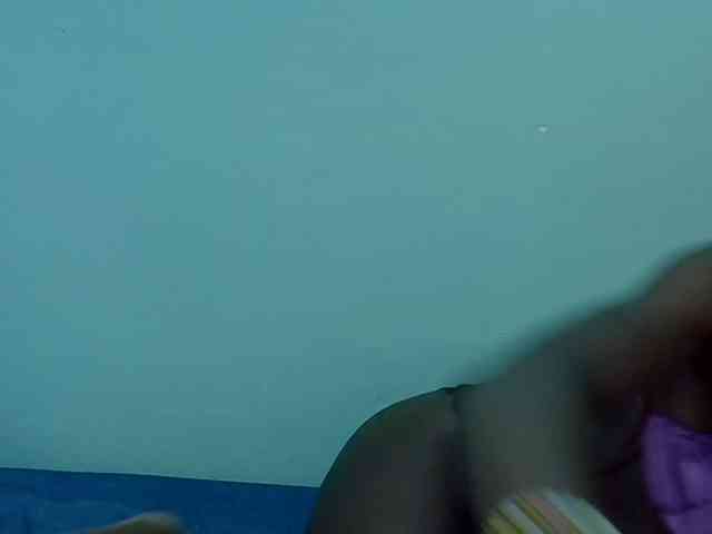 Hot-mila webcam