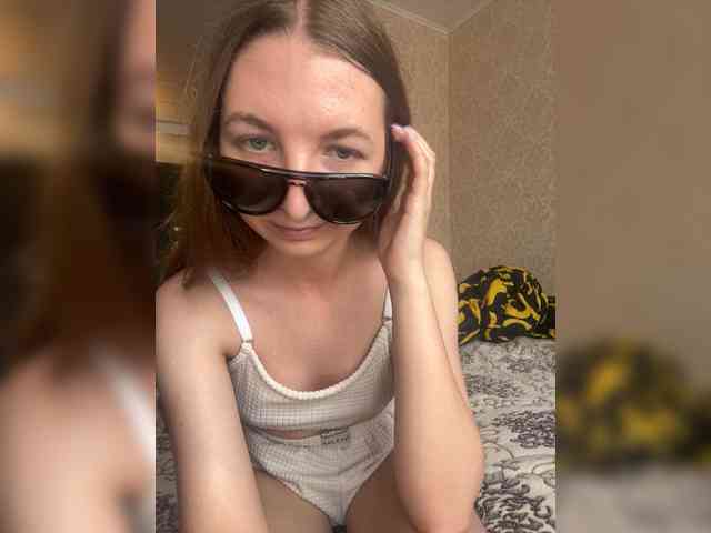 ladymeow01 webcam