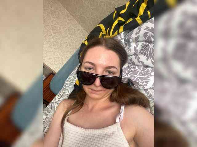 ladymeow01 webcam