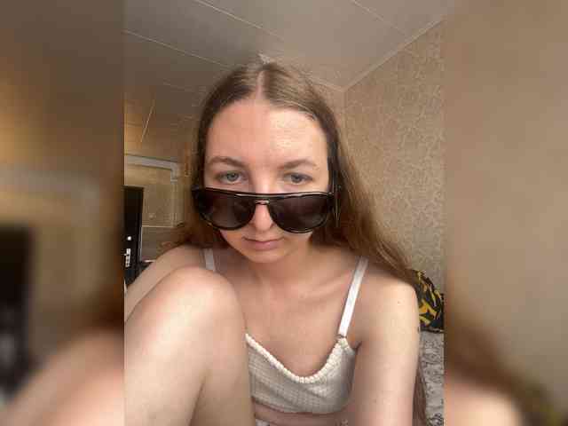 ladymeow01 webcam
