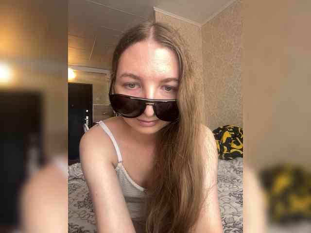 ladymeow01 webcam