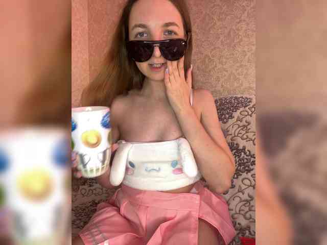 ladymeow01 webcam
