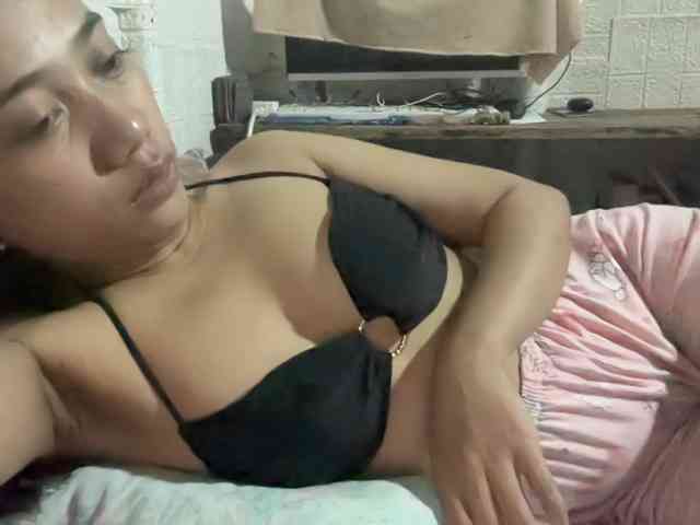 slimslitbaby webcam