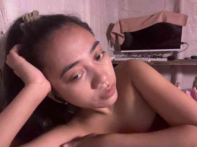 slimslitbaby webcam