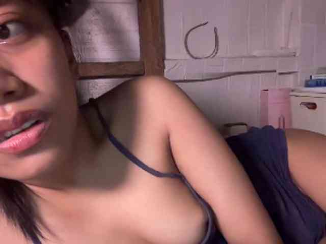 slimslitbaby webcam