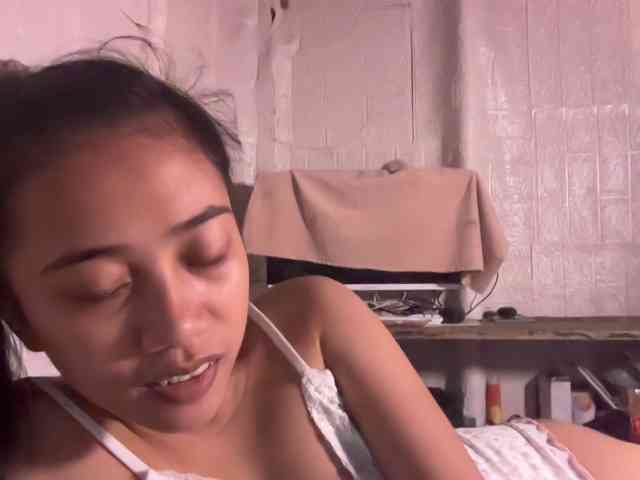 slimslitbaby webcam