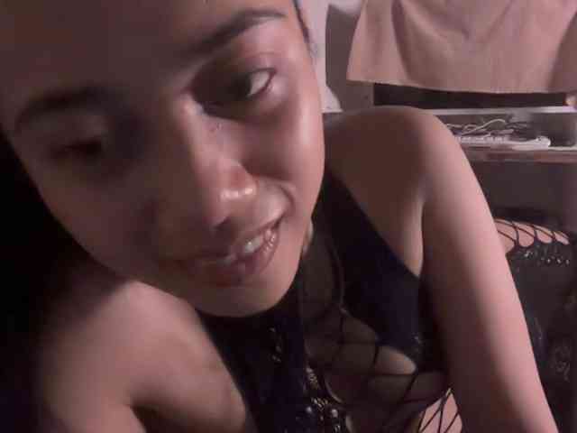 slimslitbaby webcam