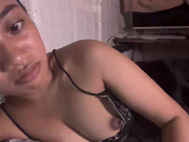 slimslitbaby webcam