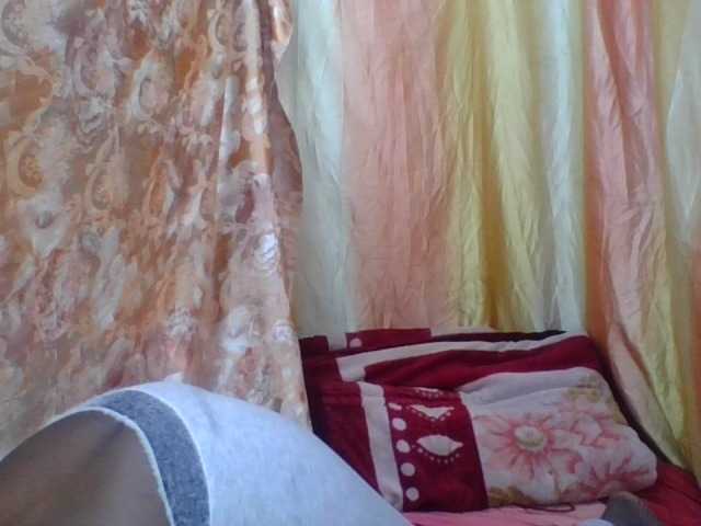 Coquinelara live cam on BongaCams