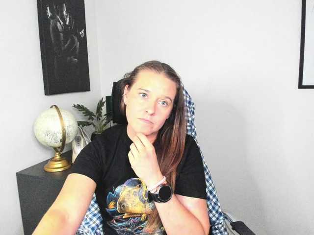 LadyAlessa live cam on BongaCams