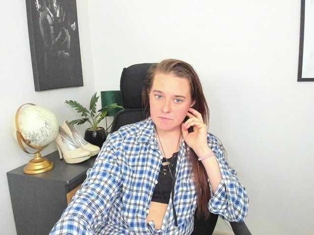 LadyAlessa live cam on BongaCams
