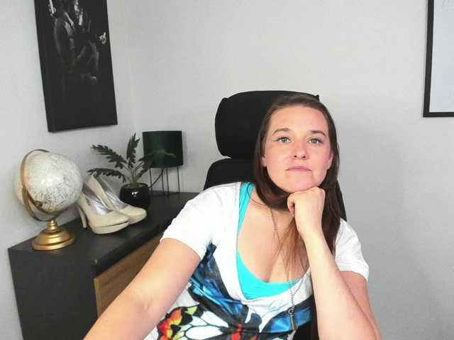 LadyAlessa live cam on BongaCams