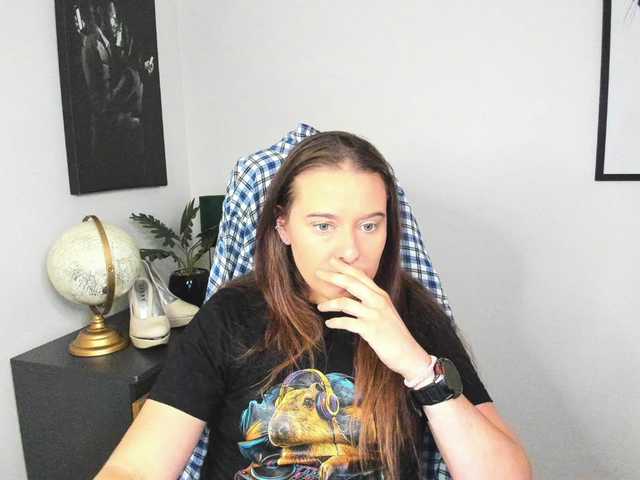 LadyAlessa live cam on BongaCams