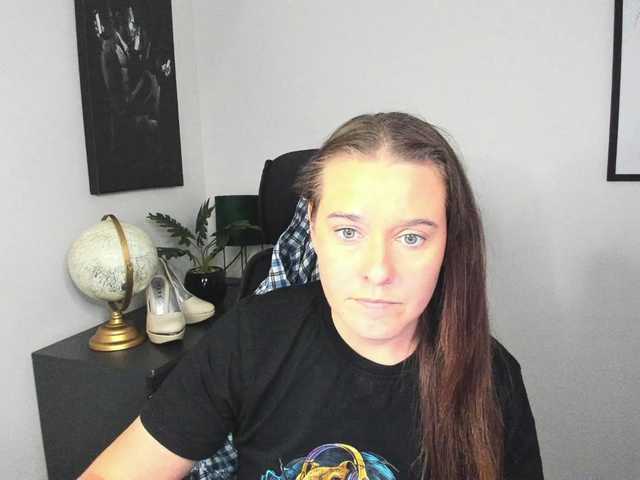 LadyAlessa live cam on BongaCams