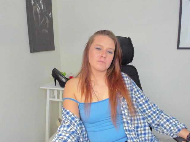 LadyAlessa live cam on BongaCams