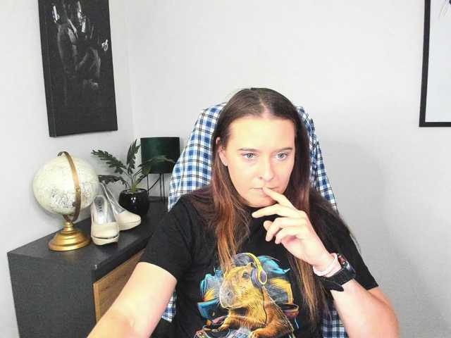 LadyAlessa live cam on BongaCams