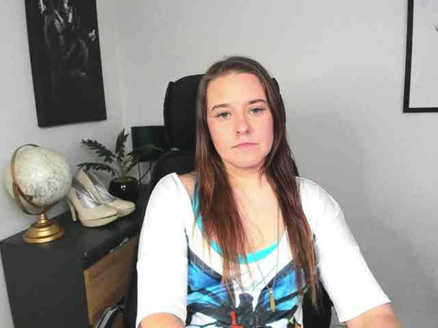 LadyAlessa webcam