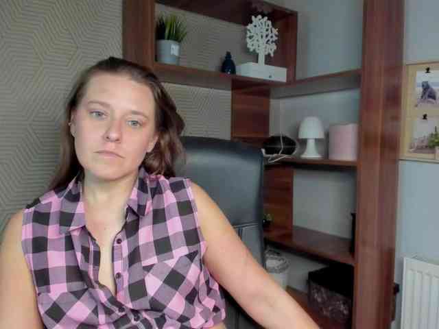 LadyAlessa webcam