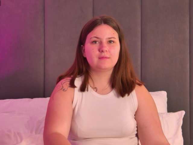 MireyaLin live cam on BongaCams