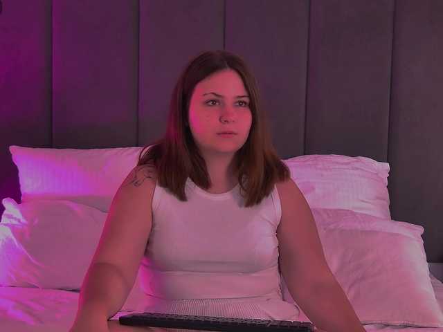 MireyaLin live cam on BongaCams