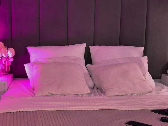 MireyaLin live cam on BongaCams