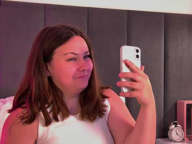 MireyaLin live cam on BongaCams