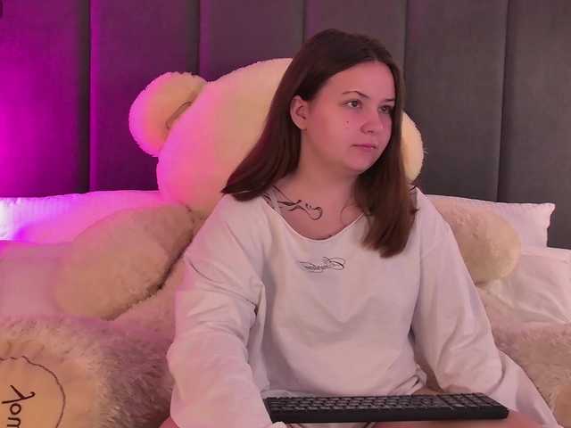 MireyaLin live cam on BongaCams