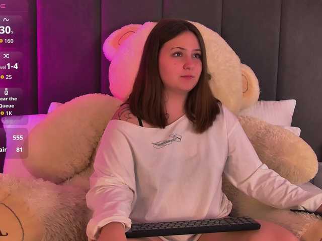 MireyaLin live cam on BongaCams