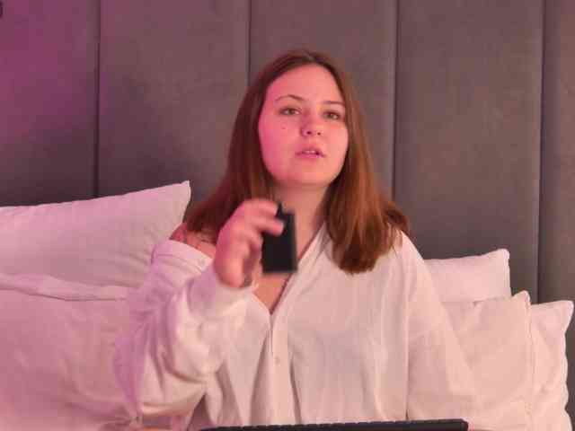 MireyaLin Live Webcam on BongaCams