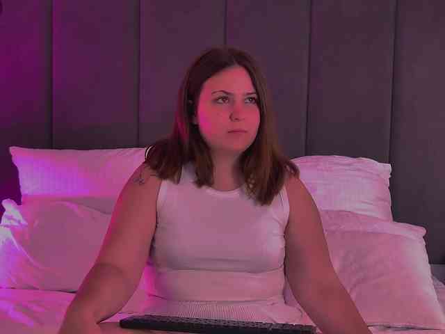 MireyaLin webcam